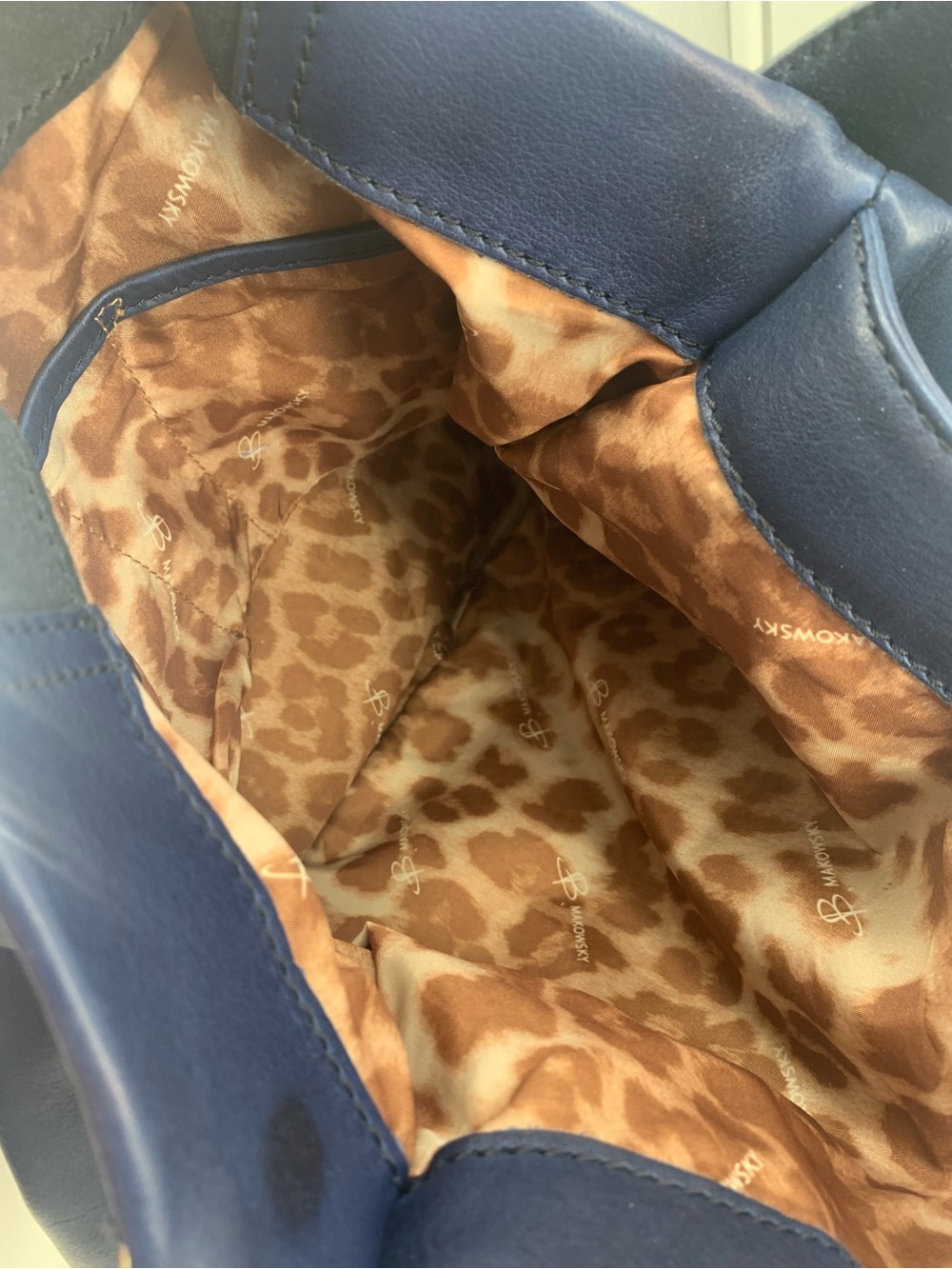 B Makowsky Shoulder Bag Blue Suede Leather - Picture 9 of 12